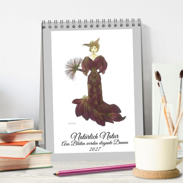 Produktbild: Aus Bl&uuml;ten werden elegante Damen (Tischkalender 2027 DIN A5 hoch), CALVENDO Monatskalender