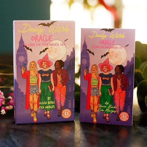 Produktbild: Daily Witch Oracle- 32 Oracle cards & 48-page booklet (English)