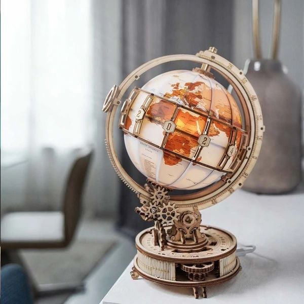Book Nook DIY Bücherecke Luminous Globe