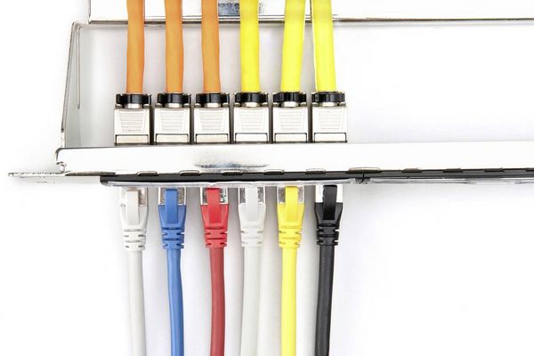 Produktbild: Digitus DN-91411-G 24 Port Patch-Panel 483 mm (19") 1 HE Stahl, Verzinkt, Schwarz, Schwarz (RAL 9005), Metall Unbest&uuml;ckt