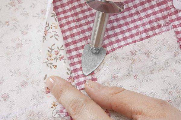 PEBARO 0217 - Bastelset Mini-Bügeleisen und Strasskolben in Einem