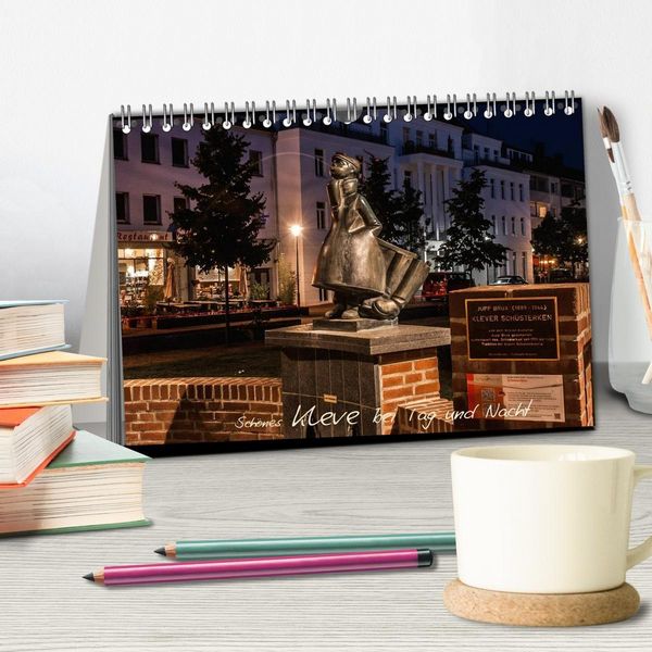 Produktbild: Sch&ouml;nes Kleve bei Tag und Nacht (Tischkalender 2026 DIN A5 quer), CALVENDO Monatskalender