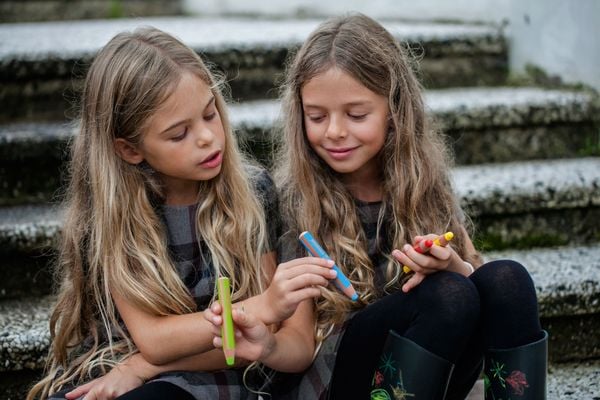 Produktbild: STABILO Buntstift, Wasserfarbe & Wachsmalkreide -  woody 3 in 1 - 10er Pack mit Spitzer - mit 10 verschiedenen Farben