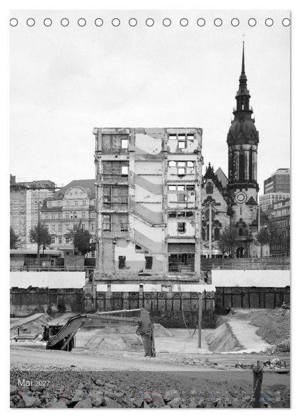 Produktbild: LEIPZIG - Momente der Stadt (Tischkalender 2027 DIN A5 hoch), CALVENDO Monatskalender