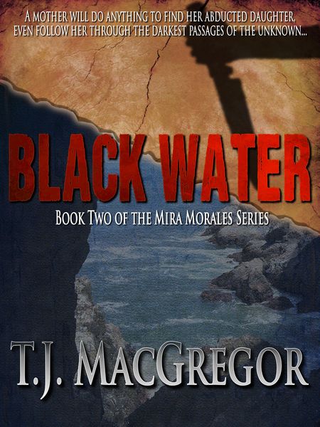 Produktbild: Black Water - Book II of the Mira Morales Series