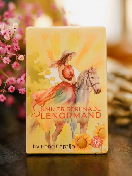 Produktbild: Summer Serenade Lenormand (English) - 38 Cards with Booklet