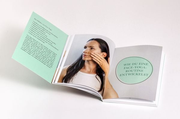 Produktbild: Face Yoga &ndash; Sanfte &Uuml;bungen mit gro&szlig;er Wirkung