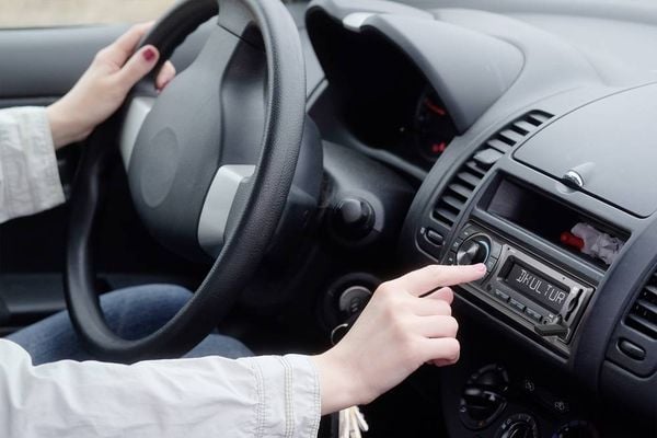 Renkforce Autoradio-Scheibenantenne mit Verstärker kaufen