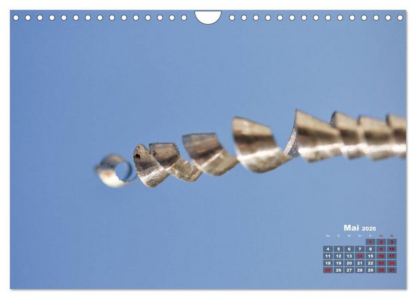 Produktbild: Metall - Schrott kunstvoll in Szene gesetzt (Wandkalender 2026 DIN A4 quer), CALVENDO Monatskalender