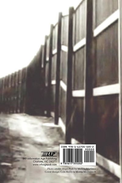 Produktbild: Surveying Borders, Boundaries, and Contested Spaces in Curriculum and Pedagogy