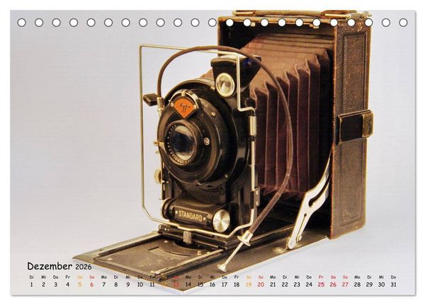 Produktbild: KLASSISCHE KAMERAS vom 19.Jahrhundert (Tischkalender 2026 DIN A5 quer), CALVENDO Monatskalender