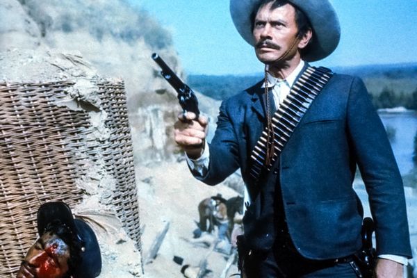 Produktbild: Pancho Villa reitet (Rio Morte) - 2-Disc Limited Collector's Edition im Mediabook (+ DVD)