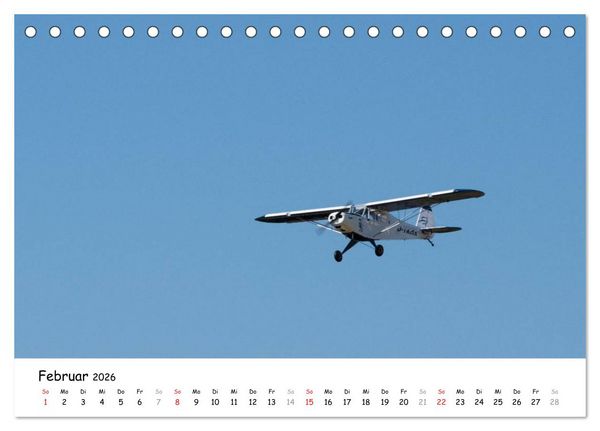 Produktbild: Tollk&uuml;hne Helden der Fliegerei - Modellflugzeuge in Aktion (Tischkalender 2026 DIN A5 quer), CALVENDO Monatskalender