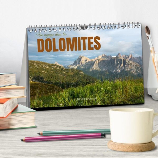 Produktbild: Un voyage dans les Dolomites (Calendrier de bureau 2027 DIN A5 vertical), CALVENDO calendrier mensuel
