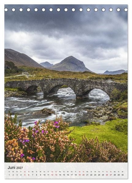 Produktbild: Schottland - Isle of Skye & Umgebung (Tischkalender 2027 DIN A5 hoch), CALVENDO Monatskalender