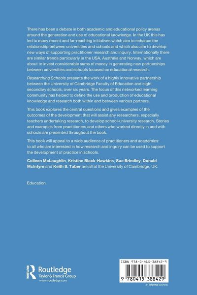 Produktbild: Researching Schools