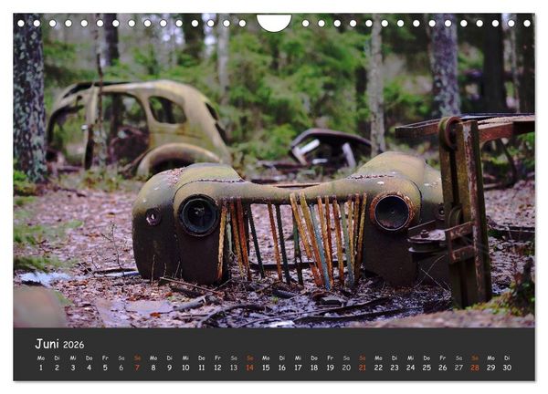 Produktbild: BILKYRKOG&Aring;RDEN Der Autofriedhof im Kyrk&ouml; Mosse (Wandkalender 2026 DIN A4 quer), CALVENDO Monatskalender