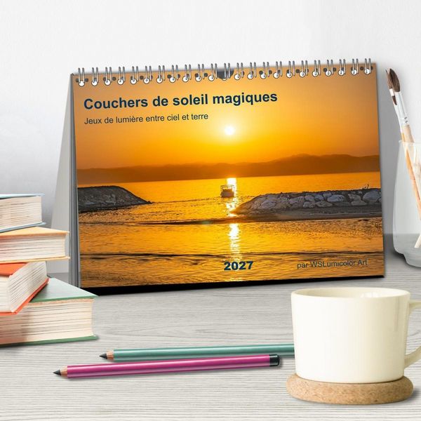 Produktbild: Couchers de soleil magiques &ndash; Jeux de lumi&egrave;re entre ciel et terre (Calendrier de bureau 2027 DIN A5 vertical), CALVENDO calendrier mensuel