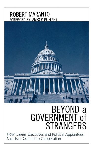 Produktbild: Beyond a Government of Strangers