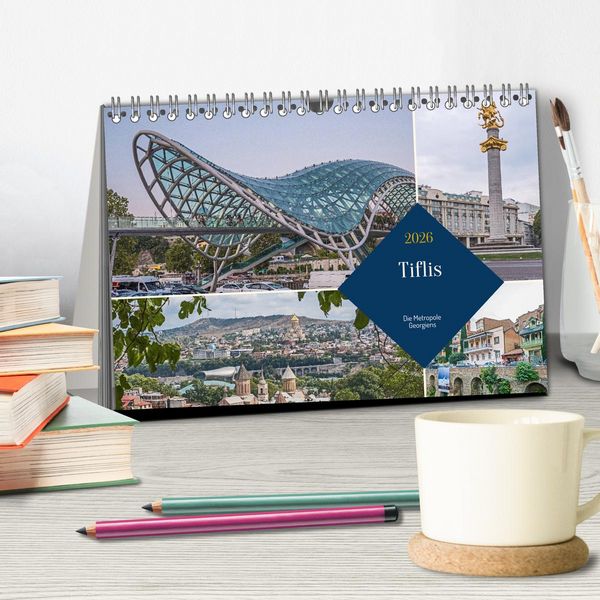 Produktbild: Tiflis - Die Metropole Georgiens (Tischkalender 2026 DIN A5 quer), CALVENDO Monatskalender