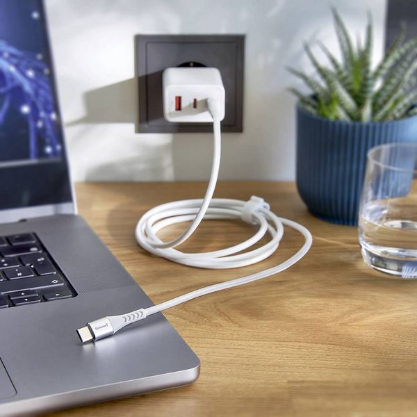 Produktbild: Intenso USB-Kabel USB 2.0 USB-C&reg; Stecker, USB-C&reg; Stecker 1.50 m Wei&szlig; Stoff-Ummantelung 7901002