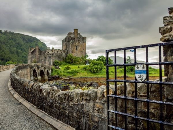 Produktbild: CALVENDO Puzzle Eilean Donan Castle | 1000 Teile Lege-Gr&ouml;&szlig;e 64x48cm Foto-Puzzle f&uuml;r gl&uuml;ckliche Stunden