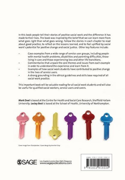 Produktbild: Experiencing Social Work