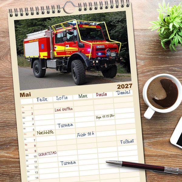 Produktbild: Familienplaner 2027 - Unimog bei der Feuerwehr mit 5 Spalten (Wandkalender, 21 x 45 cm) CALVENDO