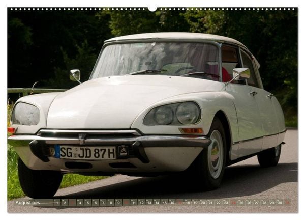 Produktbild: Citro&euml;n DS - G&ouml;ttin in wei&szlig; (Wandkalender 2025 DIN A2 quer), CALVENDO Monatskalender