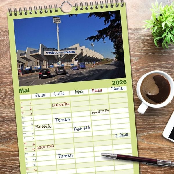 Produktbild: Familienplaner 2026 - Bochum mit 5 Spalten (Wandkalender, 21 x 45 cm) CALVENDO