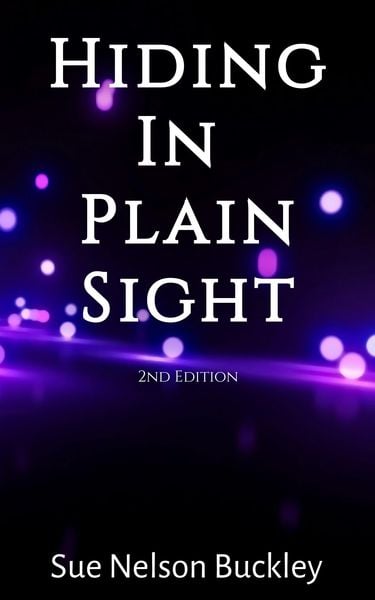 Produktbild: Hiding In Plain Sight (2nd Edition)