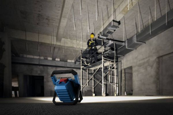 Produktbild: Bosch Professional GLI18V-3000 Akku-LED-Arbeitsleuchte 06014A8100
