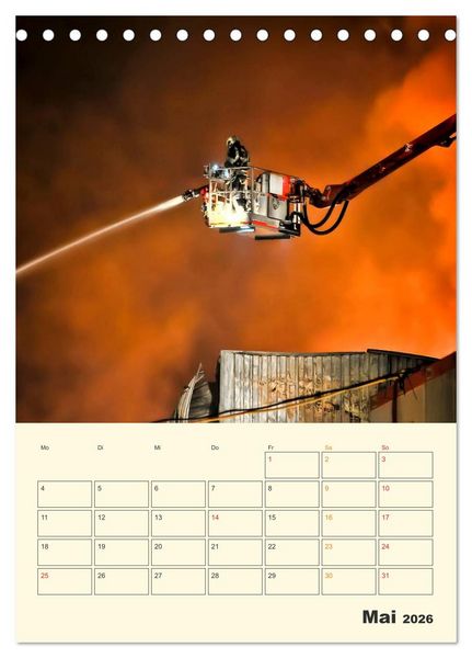 Produktbild: Feuerwehr - selbstloser Dienst weltweit (Tischkalender 2026 DIN A5 hoch), CALVENDO Monatskalender
