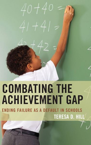 Produktbild: Combating the Achievement Gap