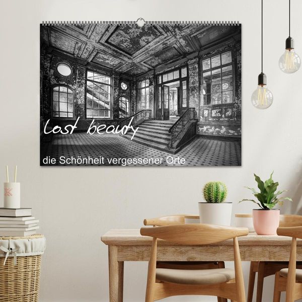 Produktbild: lost beauty (Wandkalender 2026 DIN A2 quer), CALVENDO Monatskalender