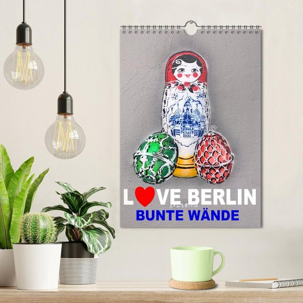Produktbild: LOVE BERLIN - BUNTE W&Auml;NDE (Wandkalender 2026 DIN A4 hoch), CALVENDO Monatskalender