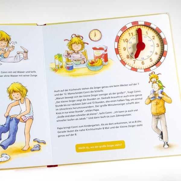Produktbild: Conni-Pappbilderbuch: Conni lernt die Uhrzeit