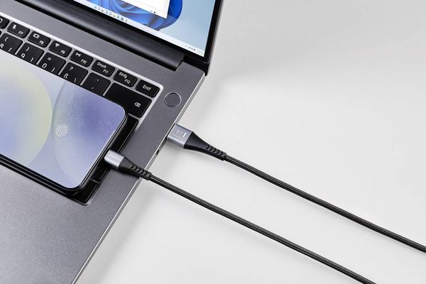 Produktbild: Intenso USB-Kabel 1.5m Schwarz 7901100