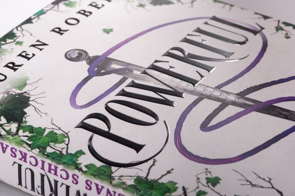 Produktbild: Powerful - Adenas Schicksal