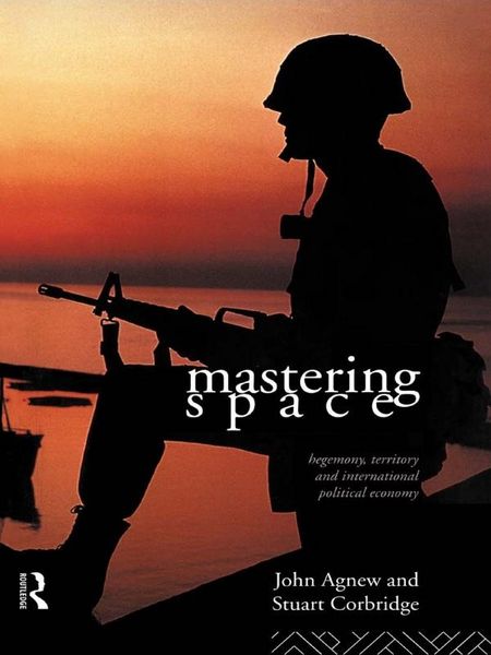 Produktbild: Mastering Space