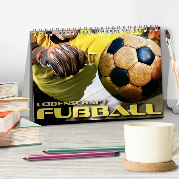 Produktbild: Leidenschaft Fu&szlig;ball (Tischkalender 2026 DIN A5 quer), CALVENDO Monatskalender