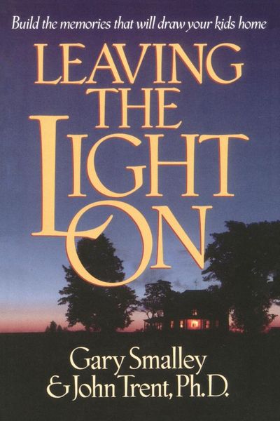 Produktbild: Leaving the Light On