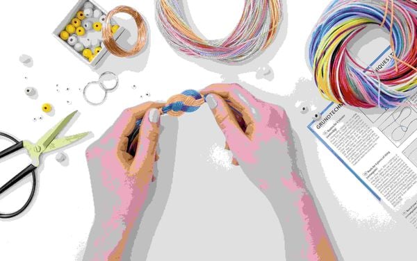 Produktbild: Folia Scoubidou Flechtschn&uuml;re KREATIV BOX, 150 Flechtschn&uuml;re und Zubeh&ouml;r