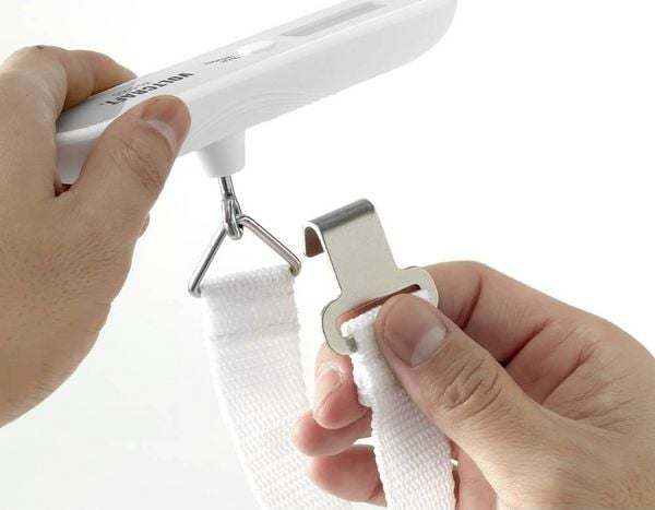 Produktbild: VOLTCRAFT KS-5000 Kofferwaage KS-5000 W&auml;gebereich (max.) 50 kg Ablesbarkeit 10 g batteriebetrieben Grau