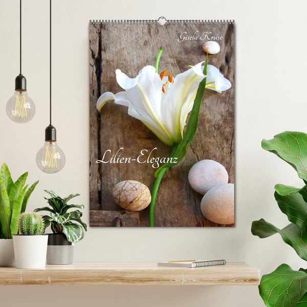 Produktbild: Lilien-Eleganz (Wandkalender 2026 DIN A2 hoch), CALVENDO Monatskalender