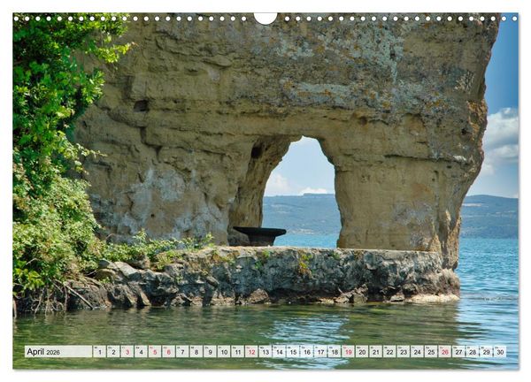 Produktbild: Bolsenasee Smaragd im Latium (Wandkalender 2026 DIN A3 quer), CALVENDO Monatskalender