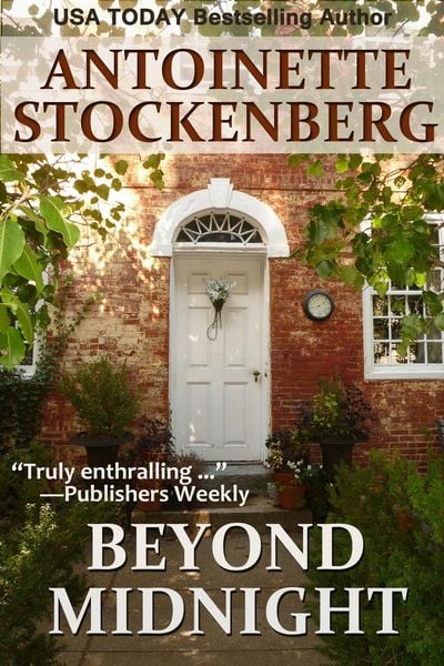 Produktbild: Beyond Midnight