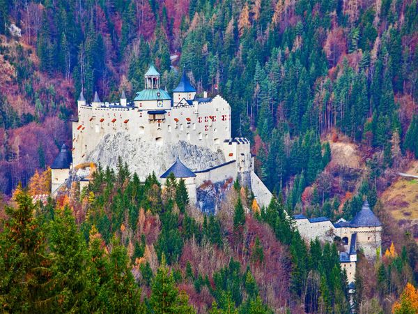 Produktbild: CALVENDO Puzzle Ein Motiv aus dem Kalender Die Festung Hohenwerfen | 1000 Teile Lege-Gr&ouml;&szlig;e 64x48cm Foto-Puzzle f&uuml;r gl&uuml;ckliche Stunden