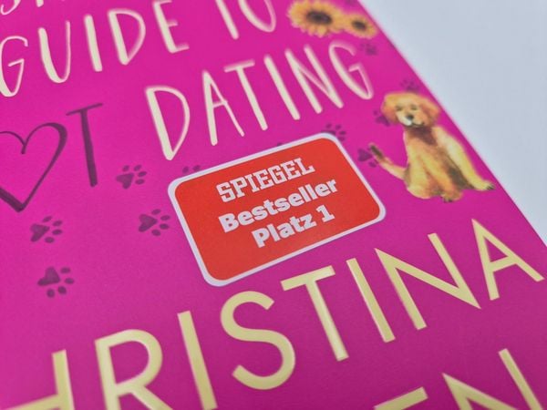 Produktbild: Josh and Hazel's Guide to Not Dating