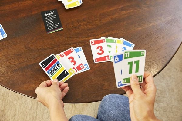 Produktbild: Phase 10 Basis Kartenspiel